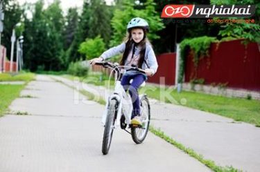 Độ tuổi và phương pháp tốt nhất để bé học cách đi xe đạp