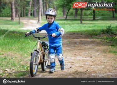 Làm thế nào để dạy trẻ đạp xe an toàn 3