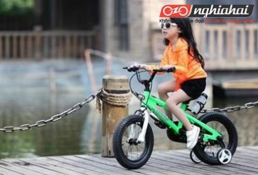Chỉ dẫn với trẻ khi đi xe đạp 3