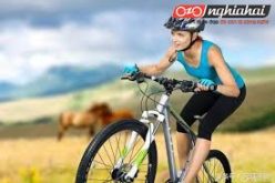 Phụ nữ đạp xe đạp hàng ngày làm cách nào để có thể giảm tổn thương đến các bộ phận cơ thể 1