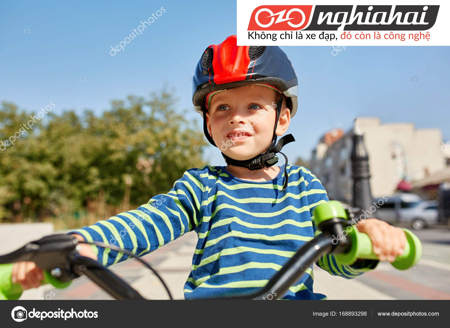 Cách chọn một chiếc xe đạp trẻ em an toàn1