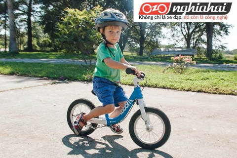 Các bước để dạy một đứa trẻ đi xe đạp trẻ em 3