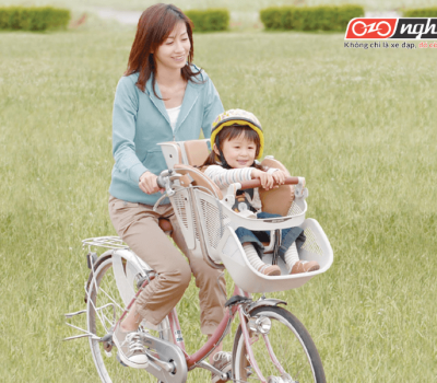 Đi xe đạp với trẻ nhỏ: Lợi ích và lưu ý các phụ huynh cần biết