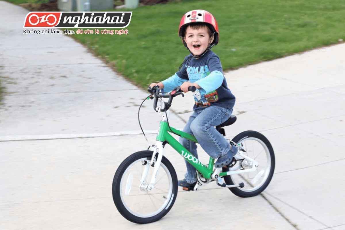 Đảm bảo rằng hệ thống phanh của xe đạp trẻ em dễ sử dụng và hiệu quả