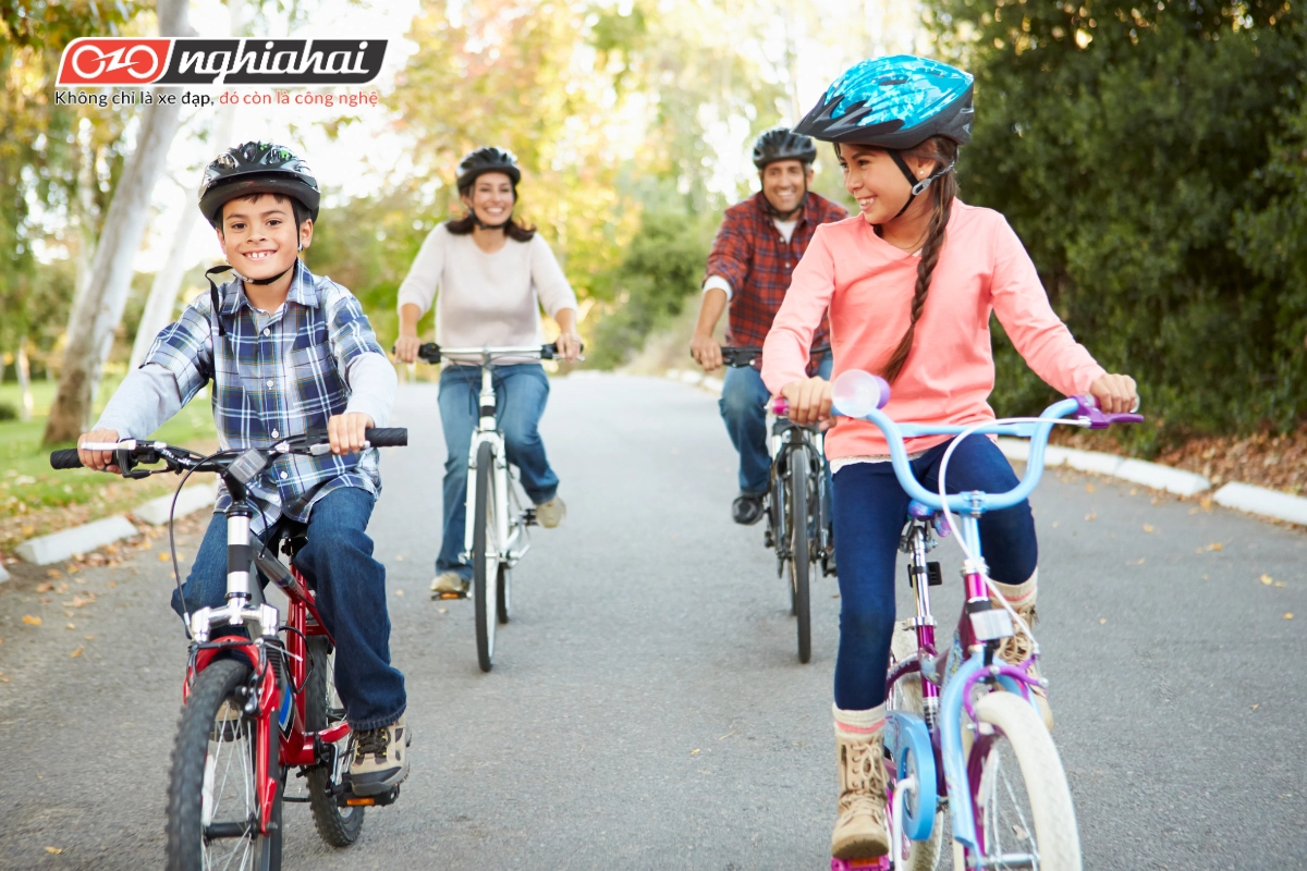 Việc khuyến khích trẻ thường xuyên tham gia hoạt động đạp xe sẽ đem lại nhiều lợi ích đáng giá
