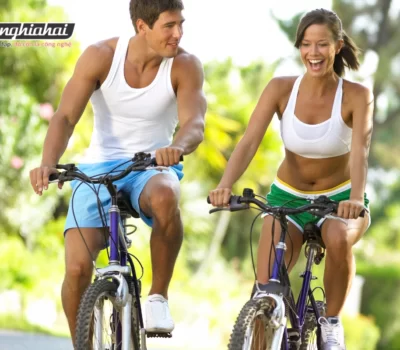 Một mối tình với một chiếc xe đạp: nữ chạy xe đạp vòng quanh đảo
