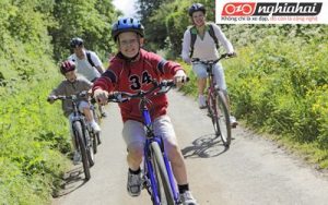 Lời khuyên khi cho trẻ đạp xe đạp trẻ em 1