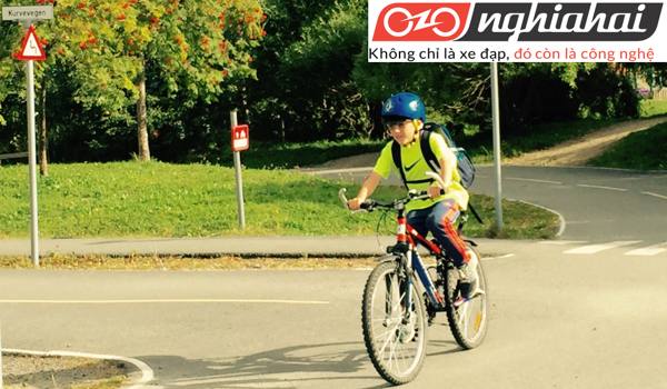 Tìm hiểu dòng xe đạp cân bằng trẻ em OOPS 1