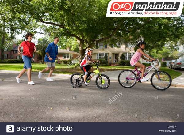 Luyện tập cho bé đạp xe dễ dàng hơn 2