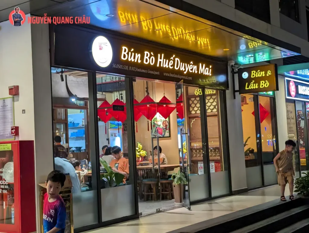 Bun Bo Hue Duyen Mai Kham Pha Huong Vi Chuan Hue Giua Long Sai Gon