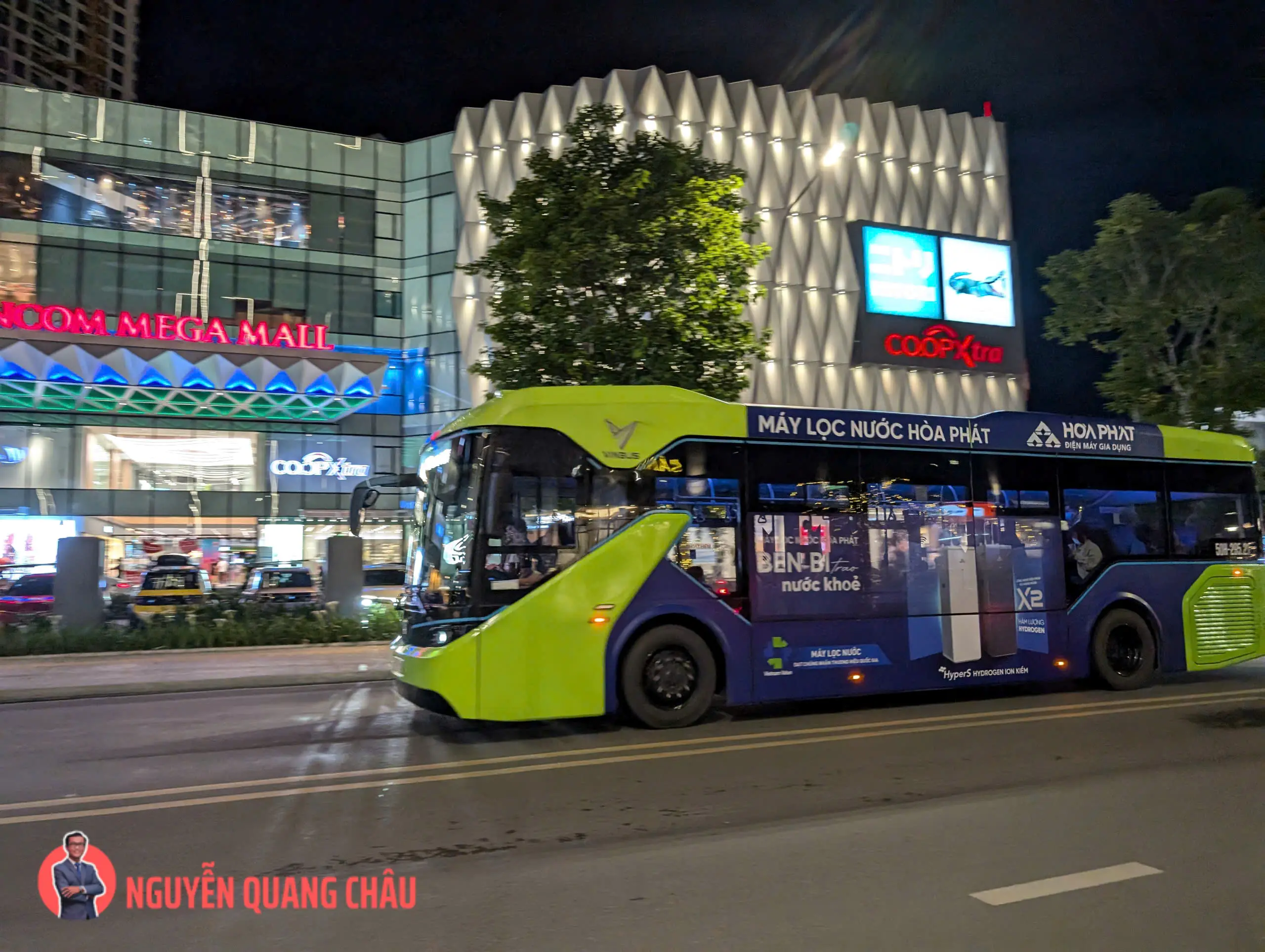 Can biet tuyen xe VinBus Grand Park Giai Phap Di Chuyen Xanh 3