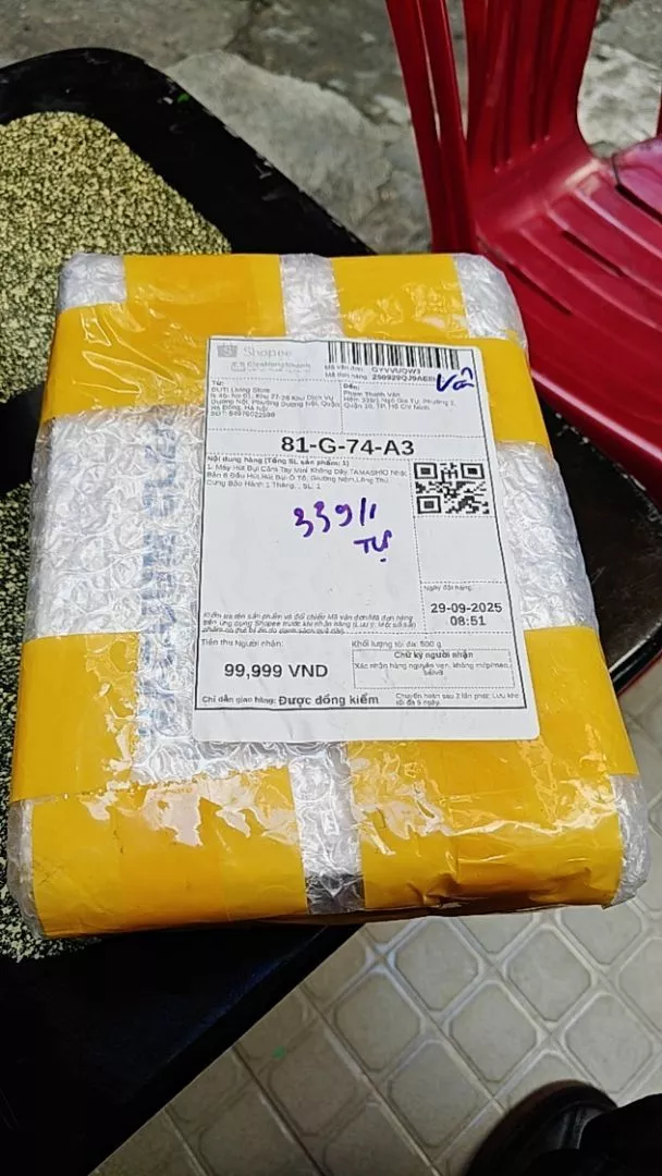 Danh gia ca nhan May hut bui cam tay mini khong day TAMASHIO %E2%80%93 nho gon nhung cuc ky huu ich 3