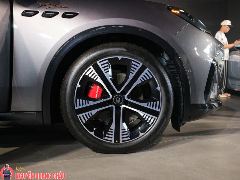 Maserati Grecale Folgore – mẫu SUV thuần điện đầu tiên của thương hiệu Italy