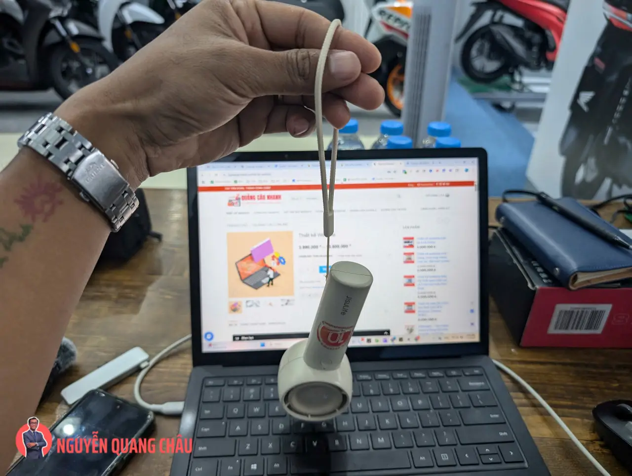 Quat Cam Tay Mini JisuLife Life5 1