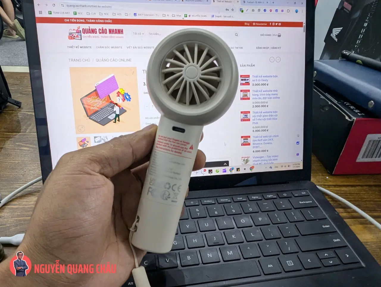 Quat Cam Tay Mini JisuLife Life5 4