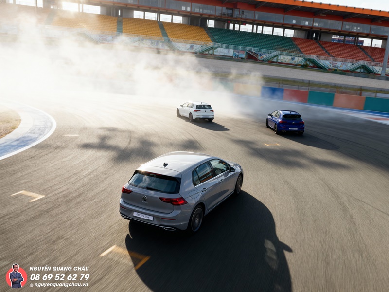 Volkswagen Golf chính thức ra mắt tại Việt Nam