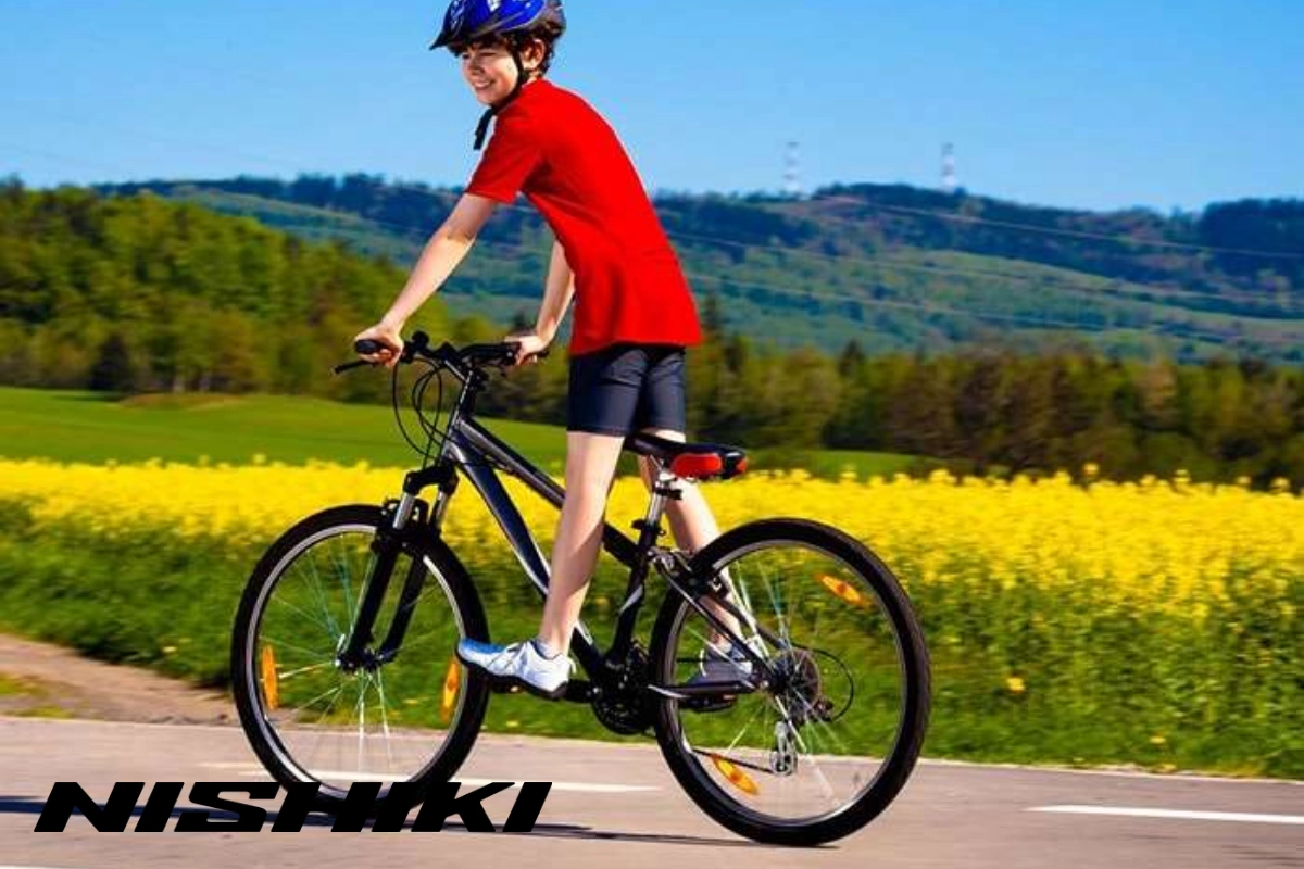 Dạy an toàn giao thông cho trẻ: Nên dạy trẻ càng sớm càng tốt! Trước khi đi xe đạp, cần dạy trẻ về an toàn giao thông