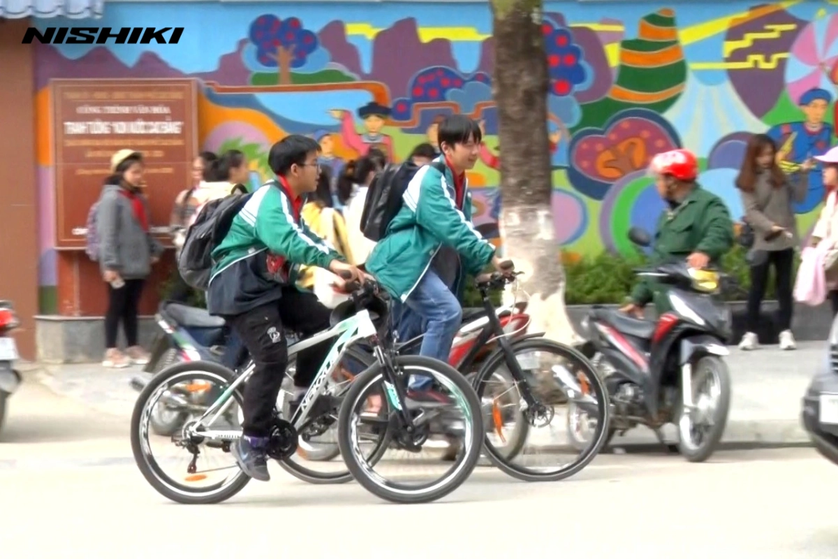 Những lưu ý khi cho trẻ tự đạp xe đến trường