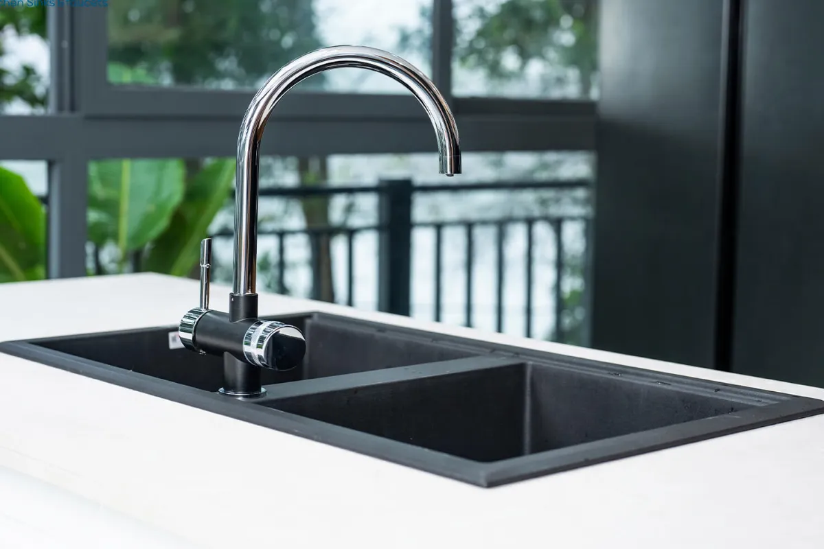 Một số tiêu chí khi chọn mua vòi rửa bát nóng lạnh cho gia đình 4 Một số tiêu chí khi chọn mua vòi rửa bát nóng lạnh cho gia đình 4