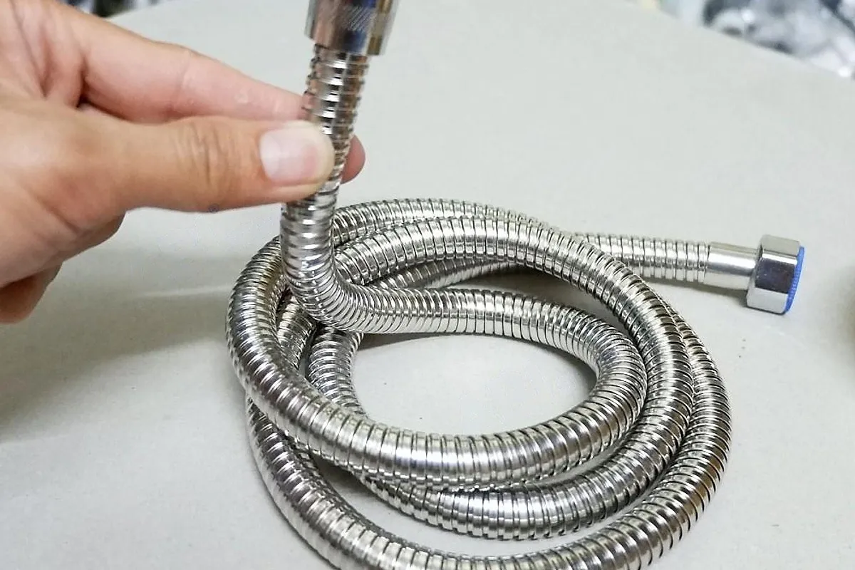 Phòng tắm trở nên tiện lợi hơn với dây sen tắm (4) Nhu cầu sử dụng và thị trường