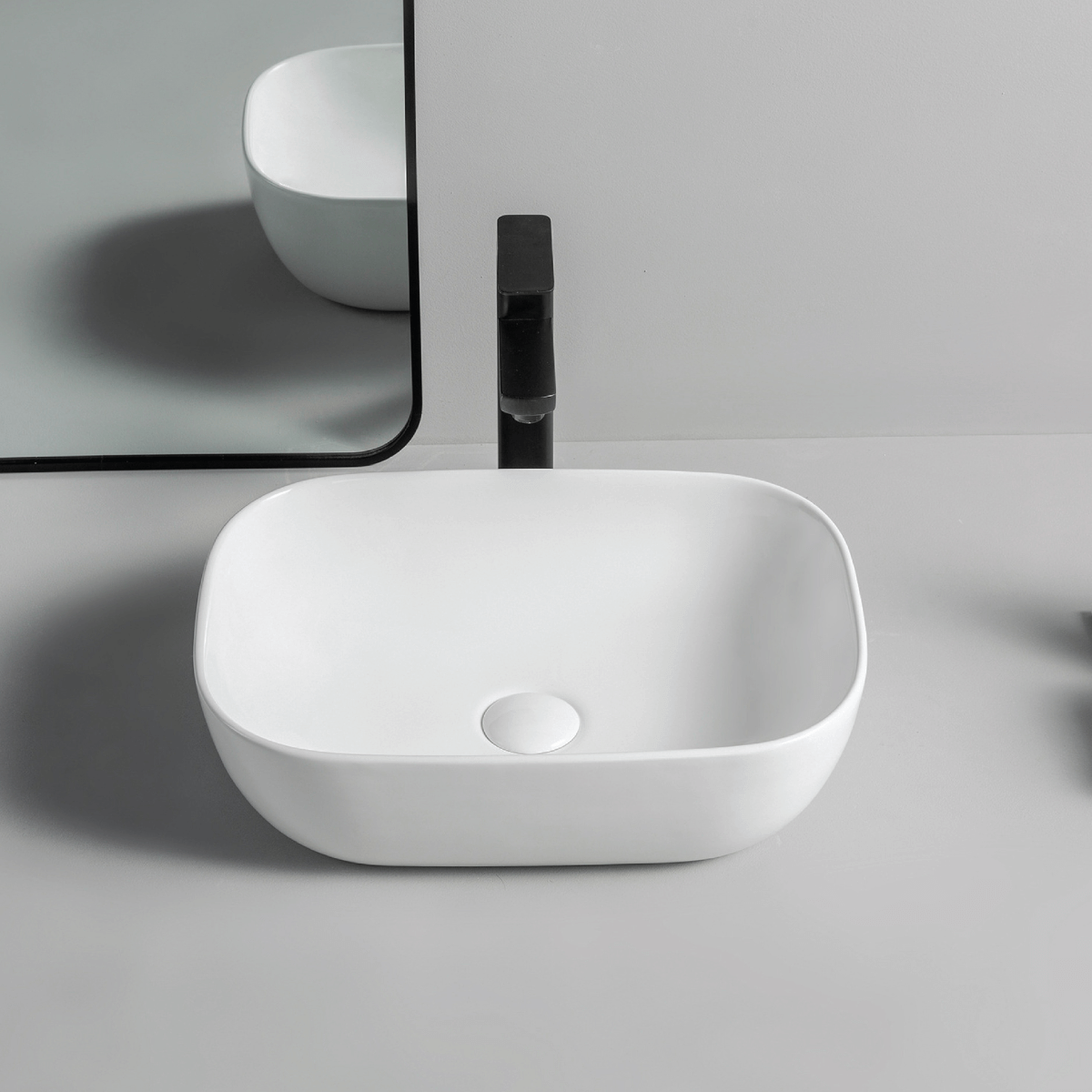 Chậu rửa lavabo dương bàn Palado LD869E cao cấp (Kích thước 460 330 140 mm) (2) Máu trắng sang trọng