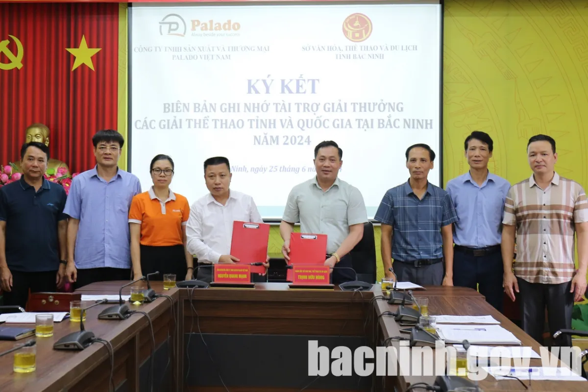 Palado Việt Nam đồng hành cùng các giải đấu thể thao tại Bắc Ninh (2) Lãnh đạo Sở Văn hoá, Thể thao và Du lịch và Công ty TNHH sản xuất và thương mại Palado Việt Nam ký Biên bản ghi nhớ.