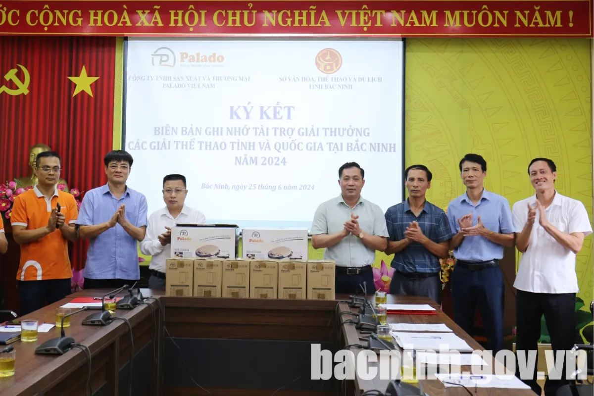 Palado Việt Nam đồng hành cùng các giải đấu thể thao tại Bắc Ninh (4) Sự kiện ký kết biên bản ghi nhớ giữa Sở Văn hoá, Thể thao và Du lịch và Công ty TNHH sản xuất và thương mại Palado Việt Nam là một bước tiến quan trọng trong việc phát triển thể thao tại Bắc Ninh.