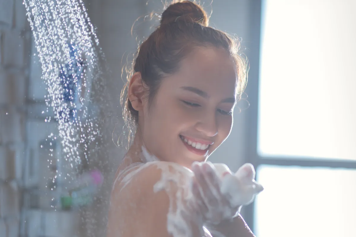 Bồn tắm đứng được trang bị nhiều chức năng tiện ích Bồn tắm đứng được trang bị nhiều chức năng tiện ích