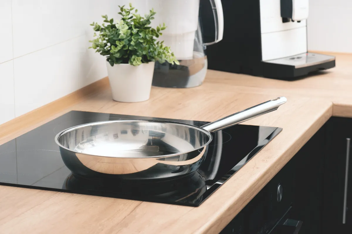 Cần lựa chọn chính xác kích thước chảo và tay cầm chảo để có trải nghiệm nấu ăn hoản hảo nhất Cần lựa chọn chính xác kích thước chảo và tay cầm chảo để có trải nghiệm nấu ăn hoản hảo nhất