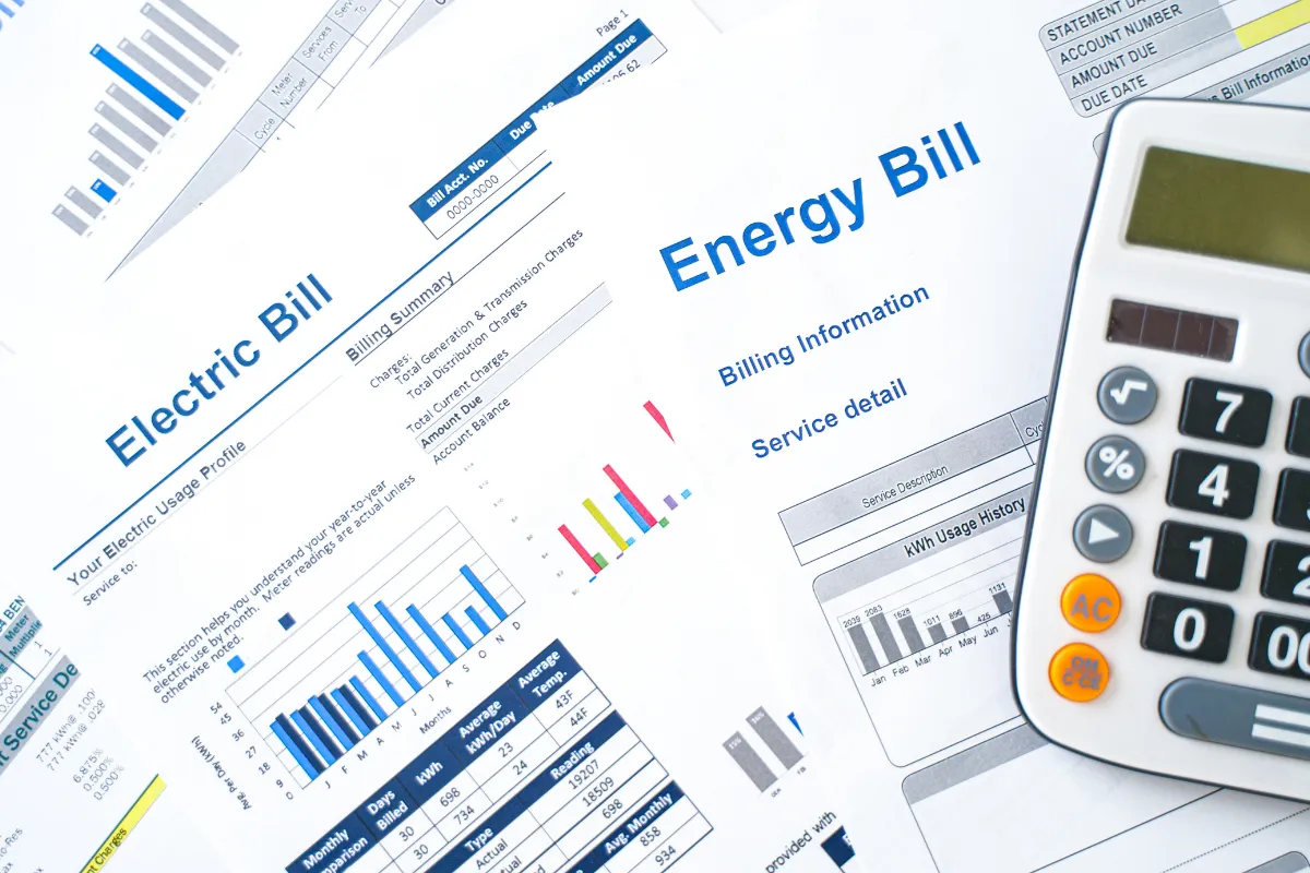 Sử dụng bếp điện từ công suất cao có thể dẫn đến hóa đơn tiền điện tăng nhanh chóng. Sử dụng bếp điện từ công suất cao có thể dẫn đến hóa đơn tiền điện tăng nhanh chóng.