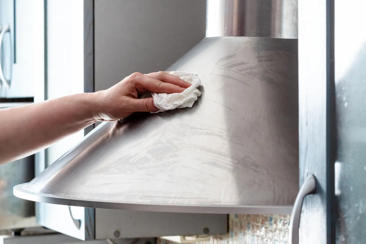 Các bước vệ sinh máy hút mùi đơn giản nhưng hiệu quả Các bước vệ sinh máy hút mùi đơn giản nhưng hiệu quả