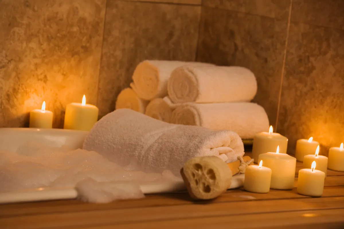 Để tận dụng tối đa lợi ích từ việc tắm bồn, bạn cần chú ý một số điểm quan trọng để bảo vệ sức khỏe và duy trì làn da khỏe mạnh Để tận dụng tối đa lợi ích từ việc tắm bồn, bạn cần chú ý một số điểm quan trọng để bảo vệ sức khỏe và duy trì làn da khỏe mạnh
