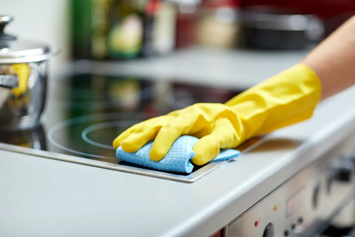Lợi ích của việc vệ sinh bếp từ Lợi ích của việc vệ sinh bếp từ