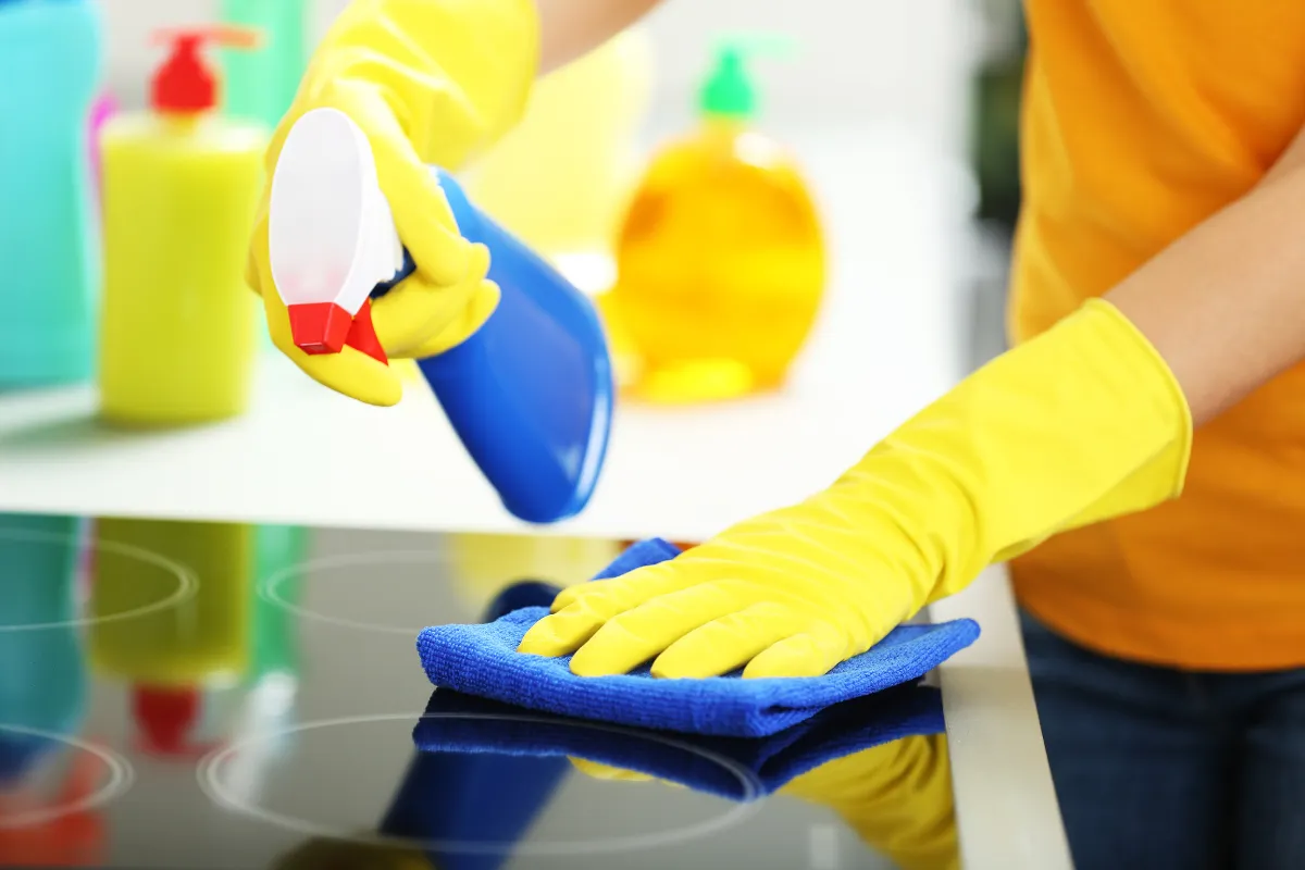 Mẹo giữ cho bếp từ luôn mới Mẹo giữ cho bếp từ luôn mới