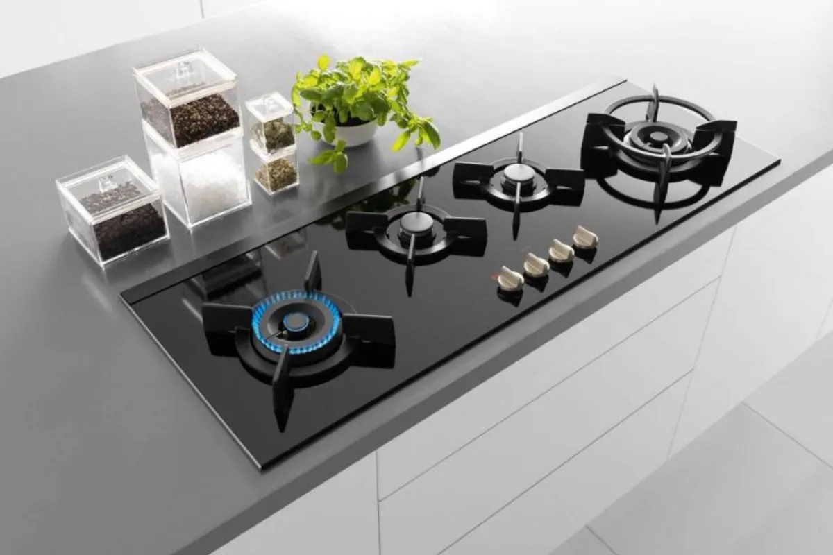 Bếp ga là một trong những loại bếp truyền thống lâu đời và vẫn được nhiều gia đình ưa chuộng cho đến nay Bếp ga là một trong những loại bếp truyền thống lâu đời và vẫn được nhiều gia đình ưa chuộng cho đến nay