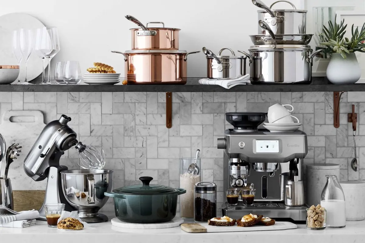 Những sản phẩm này được làm từ các chất liệu bền bỉ, chịu được nhiệt độ cao và không bị biến dạng hay trầy xước sau nhiều năm sử dụng. Những sản phẩm này được làm từ các chất liệu bền bỉ, chịu được nhiệt độ cao và không bị biến dạng hay trầy xước sau nhiều năm sử dụng.