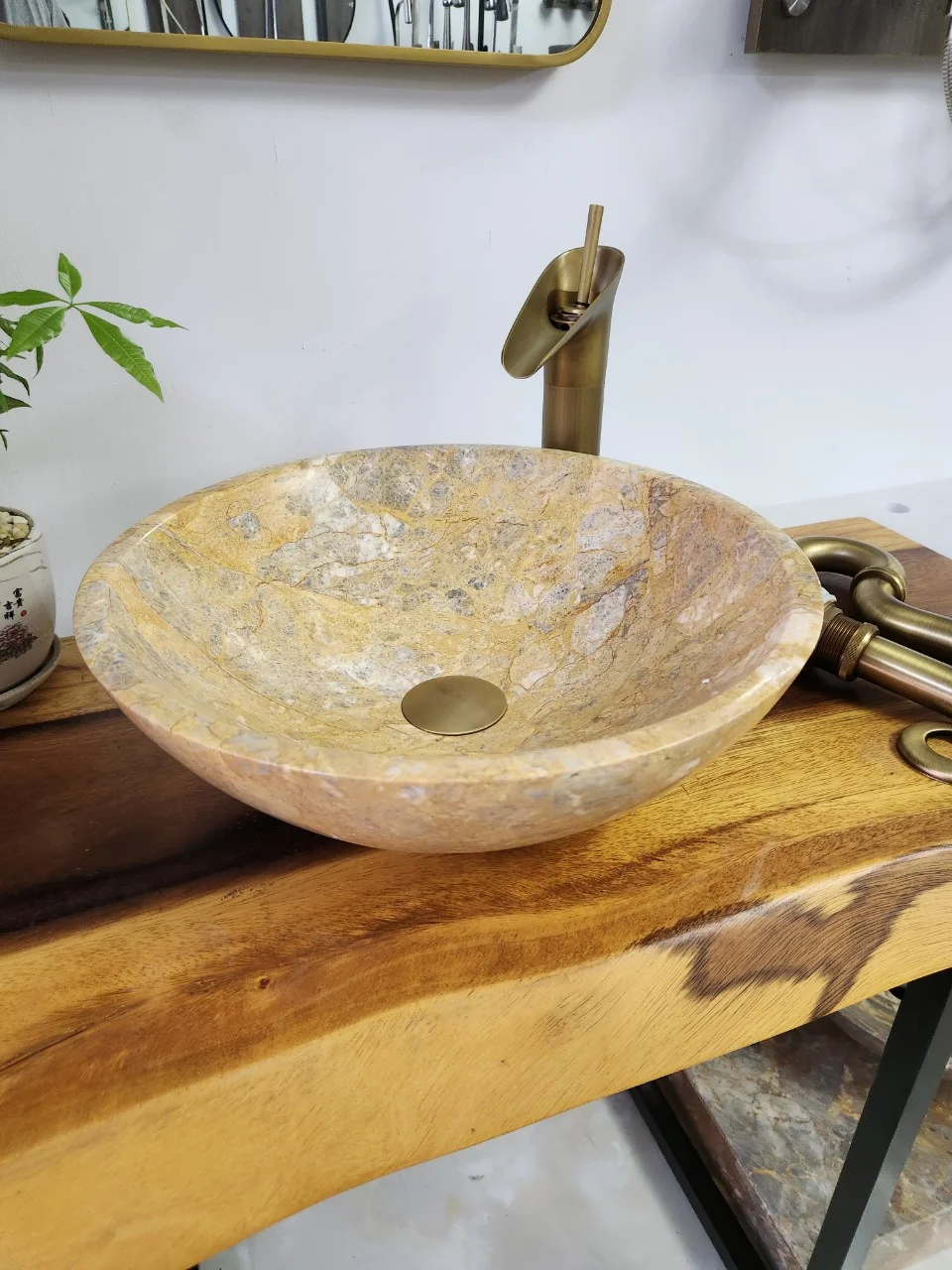 Lavabo đá tự nhiên