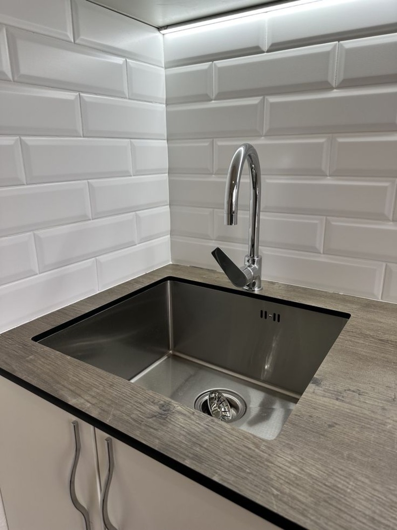 vòi rửa chén nóng lạnh