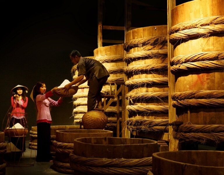 Các Điểm Du Lịch Phải Đến Ở Mũi Né Năm 2026: Hướng Dẫn Chi Tiết Về Đồi Cát, Bãi Biển, Phiêu Lưu, Văn Hóa, Ẩm Thực & Mẹo Du Lịch