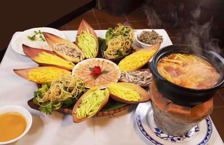 Đặc sản tại Mũi Né, Lâm Đồng_ Lẩu Thả Mũi Né