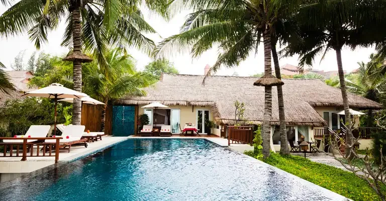 Khách Sạn Mũi Né Cho Nhóm Bạn Giá Tốt, View Đẹp