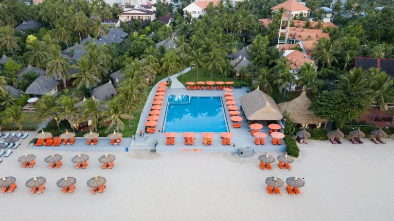 Four Ocean Resort – khách sạn view biển đẹp