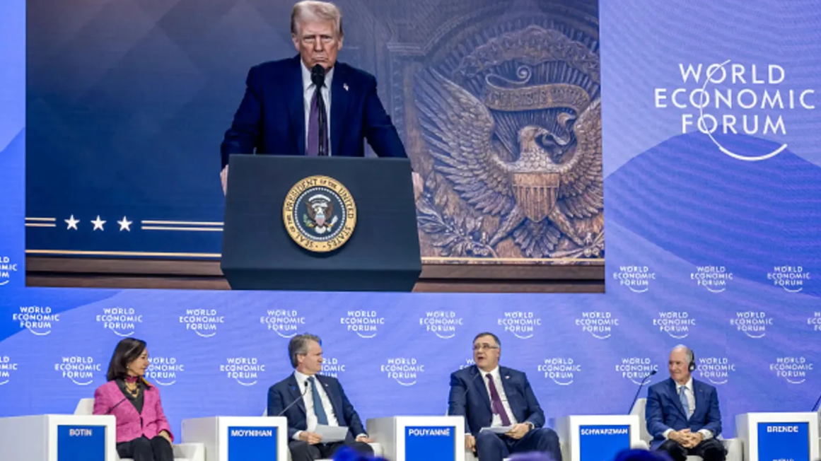 2375-trump-in-economic-forum