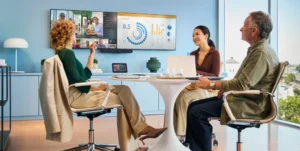 Poly Studio V12 giải pháp thiết bị cho phòng họp nhỏ