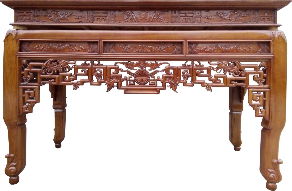 Gỗ lim và những lưu ý khi mua các loại đồ thờ cúng làm bằng loại gỗ này.