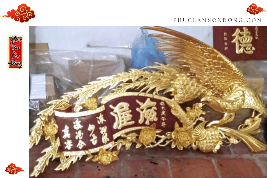 Cuốn Thư Chạm Hồng Trĩ