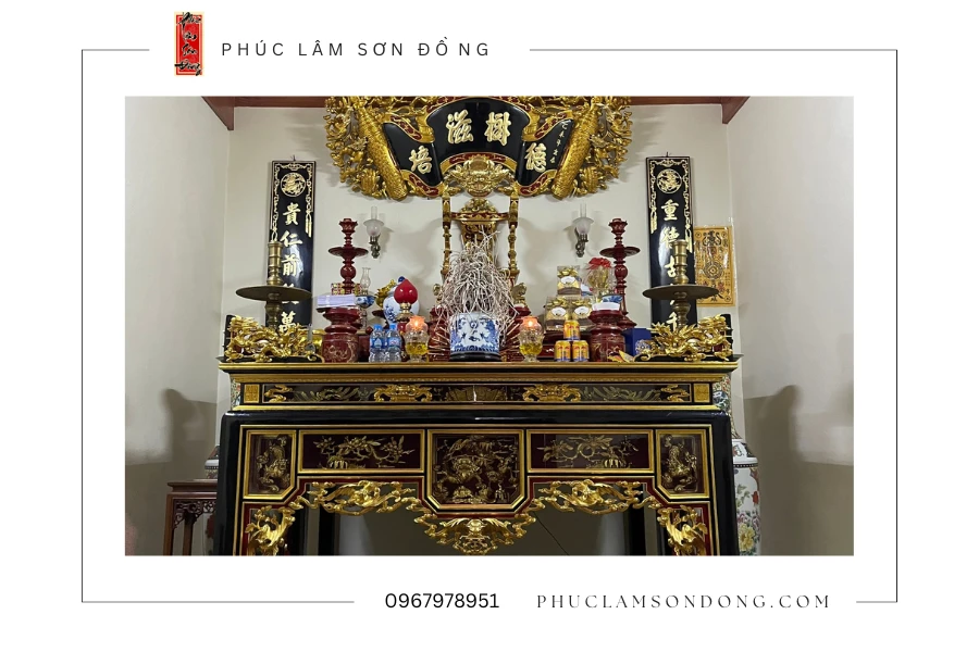 Đặt bàn thờ Thổ Công và gia tiên theo đúng phong thủy