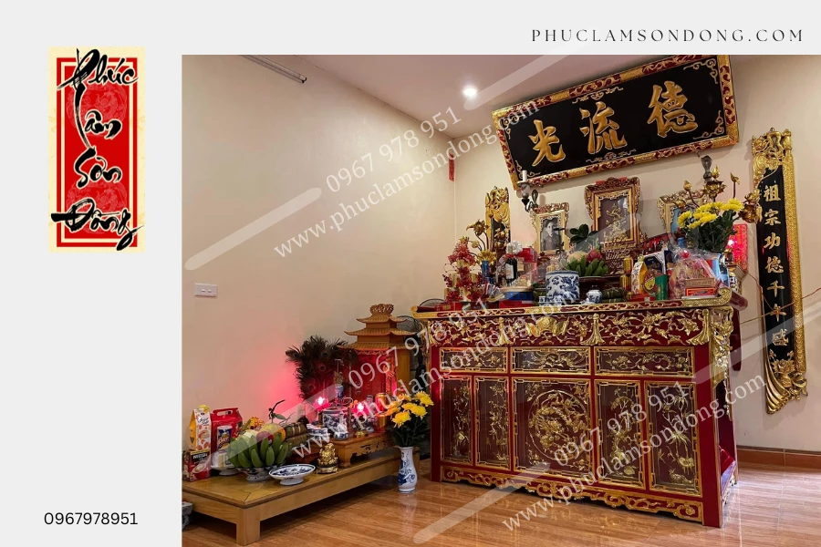 Bàn thờ Gia Tiên