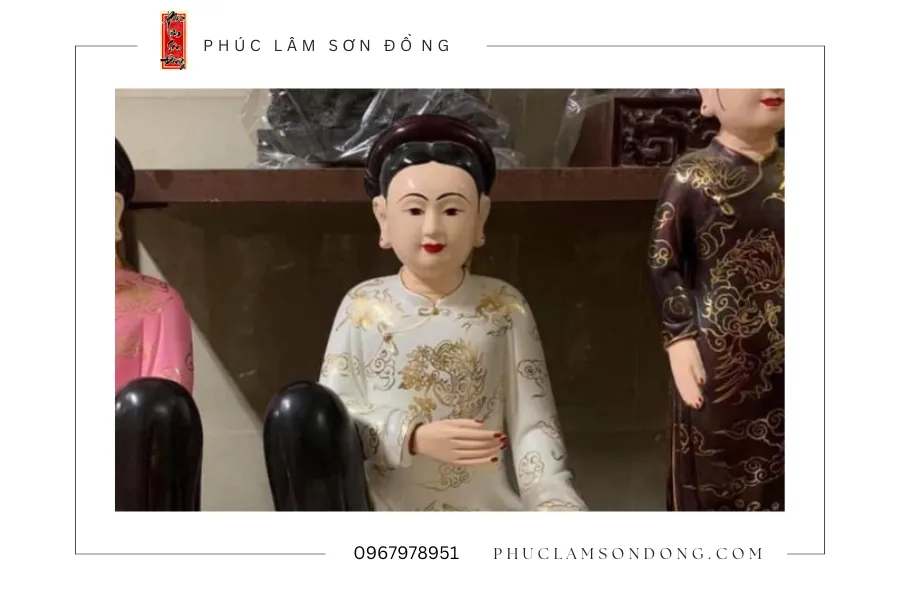 Tượng Cô Bơ tại Phúc Lâm Sơn Đồng