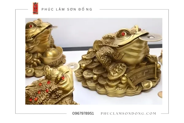 đặt cóc ngậm tiền